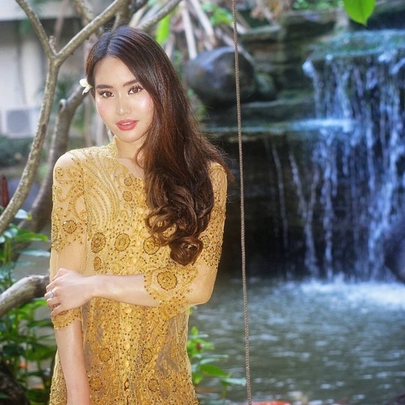 ✨Meet the Posher ✨ - Picture 4 of 8